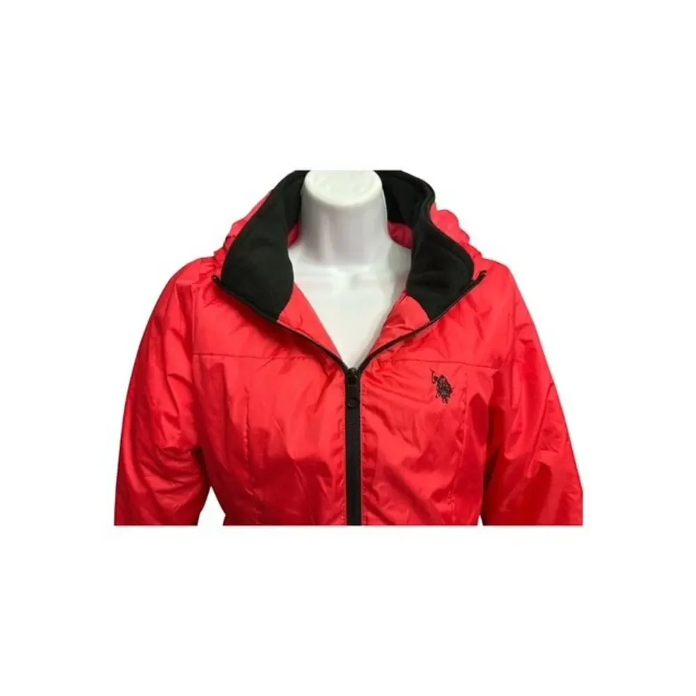 U.S. Polo Assn. stay warm